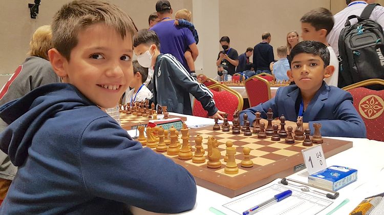 CHAPEAU ! – Le Béarnais Marc Llari, 8 ans, champion du monde d’échecs
